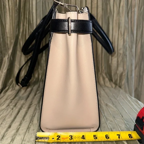 Kate Spade Cream and Black Satchel - Picture 4 of 7